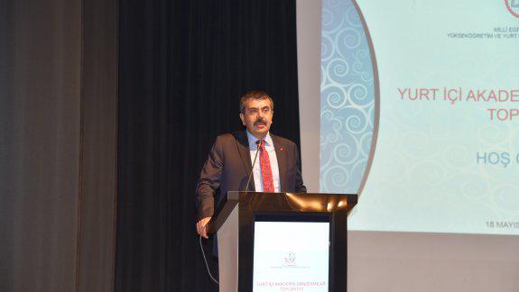 Marmara Üniversitesinde Yurt İçi Akademik Danışman Toplantısı Düzenlendi