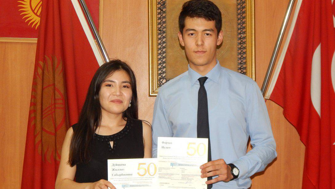 Kırgız - Türk Anadolu Lisesi Öğrencilerinden 