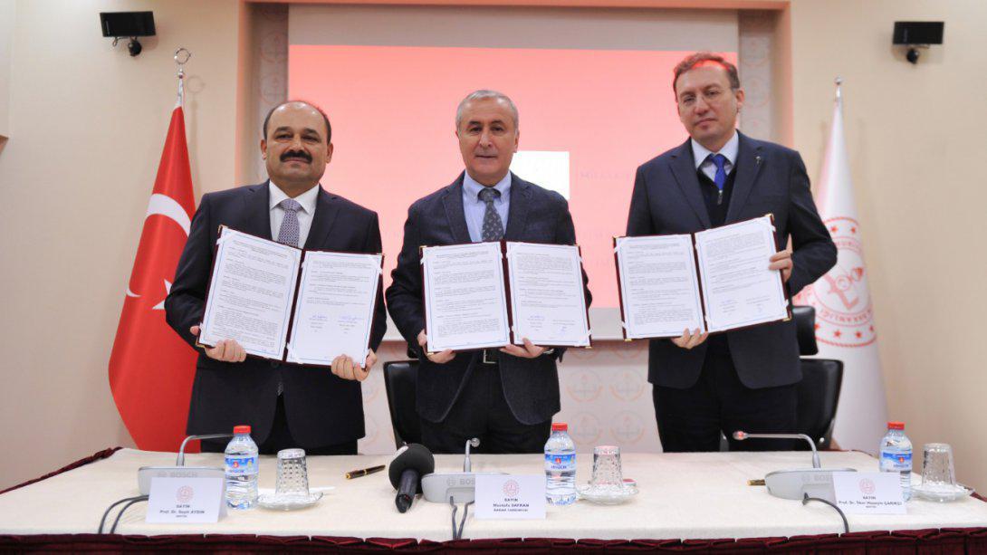 Millî Eğitim Bakanlığı ile Kastamonu Üniversitesi ve Süleyman Demirel Üniversitesi Arasında Yabancı Uyruklu Öğrenci Sınavı Tanıtım ve İşbirliği Protokolü İmzalandı.