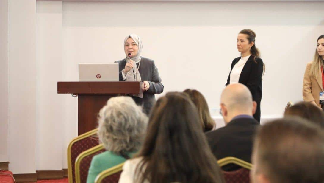 Türkçe ve Türk Kültürü Dersi Öğretim Programı Çalıştayı Ankara'da Düzenlendi